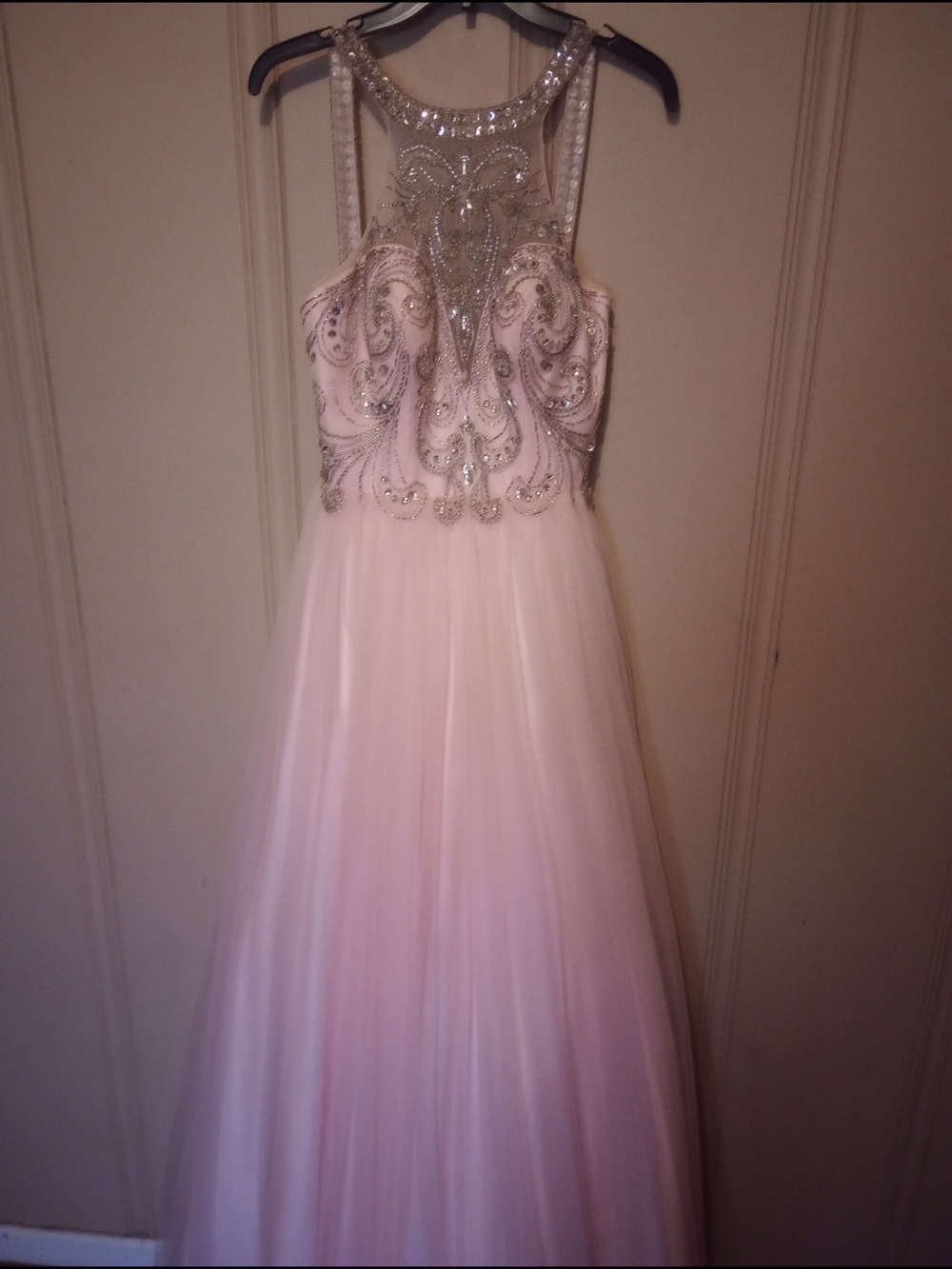 Ladies MacDuggal Size 6 Pale Pink Embellished Tulle Dress